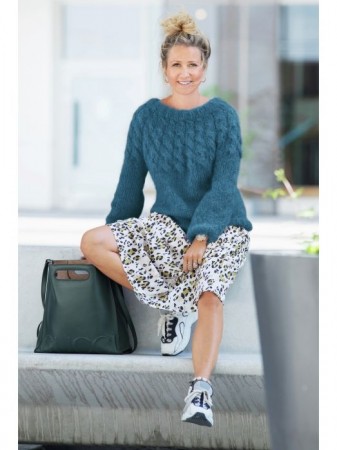 DG395-21 | Jackie genser | Line Langmo | Påfugl