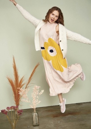 2002-4 | Saga Jakke patent | Tynn Silk Mohair | Oppskrift Sandnes Garn