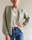 Novice Cardigan Mohair Edition | Oppskrift | PetiteKnit thumbnail