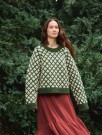 2511-2 Christmas tree sweater dame Fritidsgarn  thumbnail