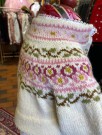 Iben barnejakke tilpasset barnebunad/drakt med blomsterbroderier Bunadstrikk  thumbnail