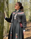 Cecilie tilpasset Vest-Agder bunad Bunadstrikk  thumbnail