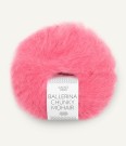 BALLERINA CHUNKY MOHAIR BUBBLEGUM PINK thumbnail