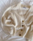Ballong cardigan PetiteKnit Arwetta og Tilia Strikkepakke thumbnail