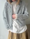 LeKnit Ella Cardigan (oppskrift) papir thumbnail
