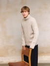 2412-2 Dave Sweater man Poppy thumbnail