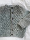 Carls Cardigan | Oppskrift | Petite Knit thumbnail