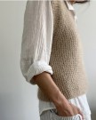 Friday Slipover V-neck ensfarget | Sunday og Tynn Silk Mohair lys beige Strikkepakke PetiteKnit thumbnail