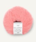 Plain Yoke Sweater Strikkepakke Ballerina Chunky mohair  thumbnail