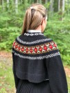 Bunadstrikk Modell Helene, tilpasset Nordfjordbunaden thumbnail