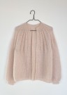 Sunday Cardigan Mohair Edition Lys beige Strikkepakke thumbnail