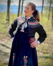 Cecilie tilpasset Vest-Agder bunad Bunadstrikk  thumbnail
