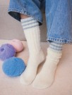Lindtein Cozy Socks (oppskrift) papir  thumbnail