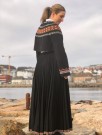 Helene, tilpasset Nordfjordbunaden Bunadstrikk thumbnail