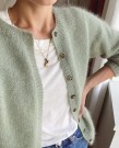 Novice Cardigan Mohair Edition | Oppskrift | PetiteKnit thumbnail