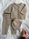 PetiteKnit Cleo Baby Set (oppskrift) papir thumbnail