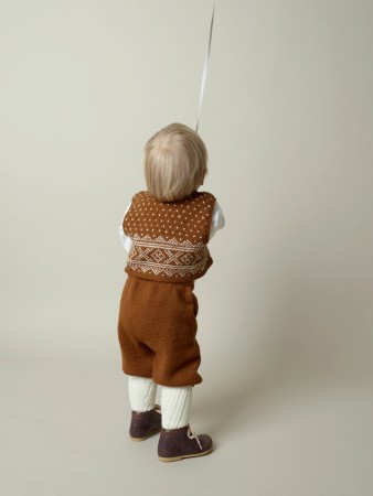 372-12 NIKKERS strikkepakke babygarn Rauma