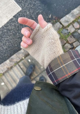 Pk141 Penny Gloves (oppskrift) PetiteKnit