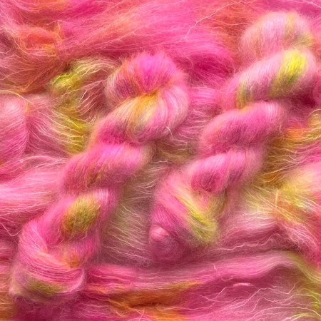 Raspberry Lime Sorbet Unikt garn håndfarget Tynn silk mohair
