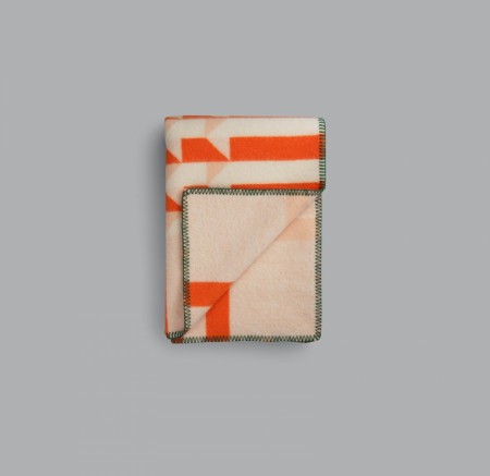 Kvam Pledd 5212 Orange Røros Tweed