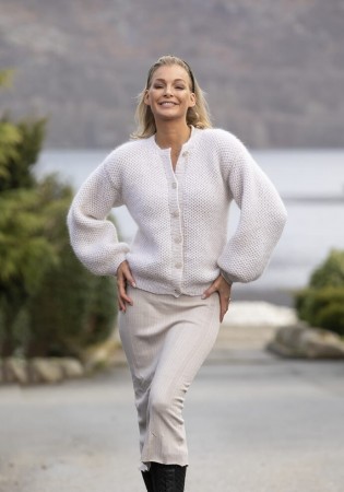 2212-5 Camelia jakke Trend Merino og Kidsilk Strikkepakke
