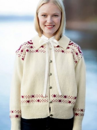 243 Damejakke Finull natur bringebær