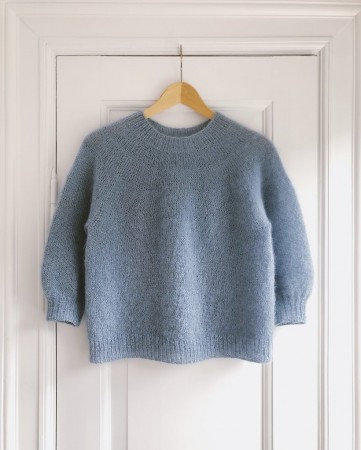 Novice Sweater Mohair Edition | Oppskrift | PetiteKnit