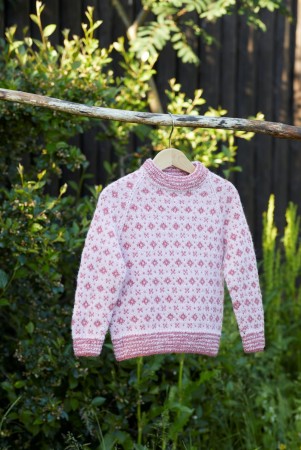 388-2 Baborgenser Rosa Strikkepakke Rauma Garn