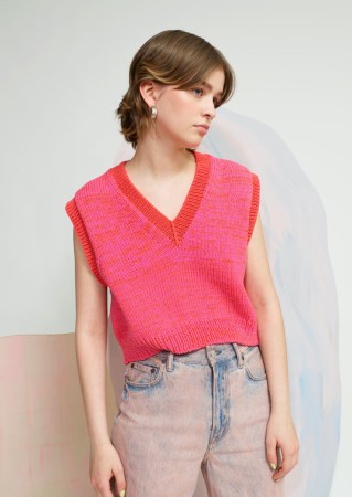 414-12 Dandelion vest Cerise 248 Strikkepakke