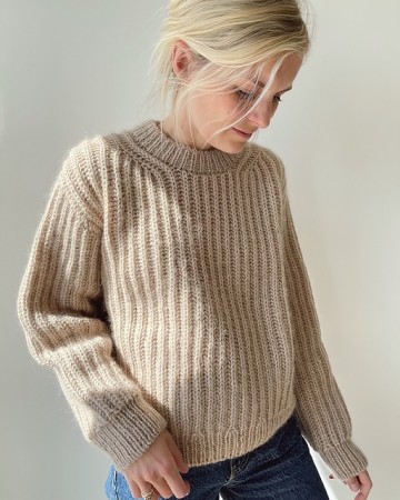 September Sweater Peer Gynt edition Lys beige Strikkepakke PetiteKnit