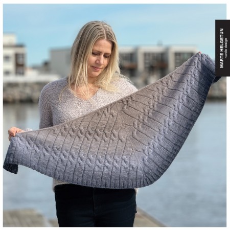 Svabergsjal Jeansblå Fargespill Marte Helgetun