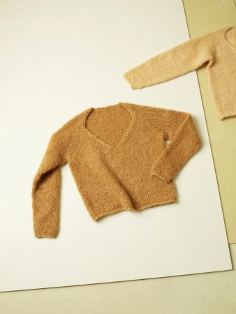 392-5 Vespa V-genser Tjukk Mohair Kamel