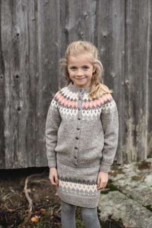 282-2 Vardejakke barn Finull grå rosa