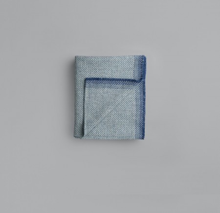 Una Mini BLÅ pledd | Røros Tweed