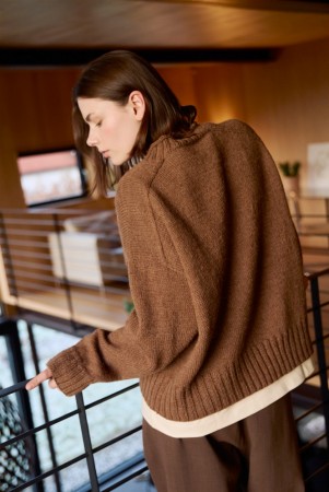 496 Liva vårgenser dame (oppskrift) Rauma Garn