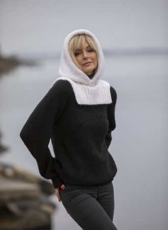 2034-2 Hood hette Alpaca Bris hvit Strikkepakke