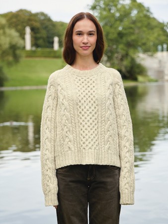 2513-4 Wilbur Cable Sweater (oppskrift)
