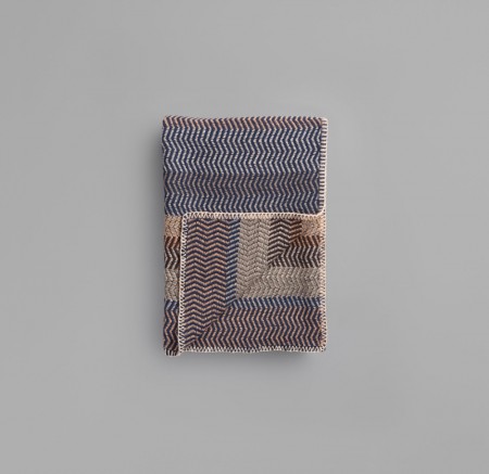 Fri By the fire Pledd | Røros Tweed