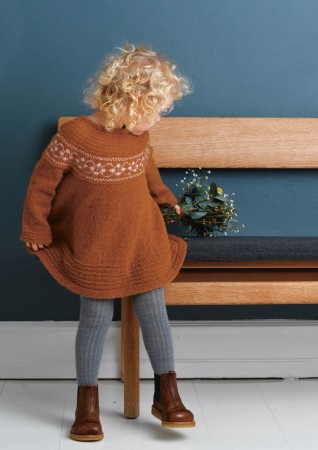 1702-3 | Puttykjole 0-4 år | Mini Alpakka | Sandnes Garn