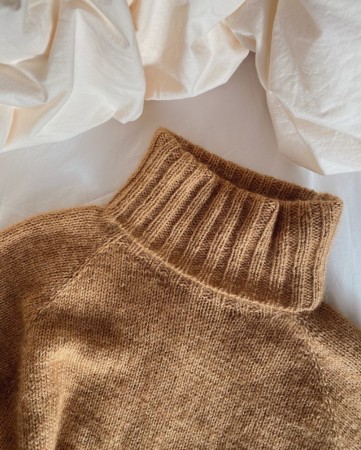 Caramel Sweater | Oppskrift | PetiteKnit