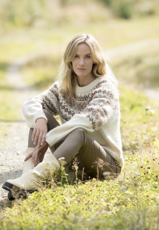 CP16-05 Moonstone Sweater natur | Olava Camilla Pihl