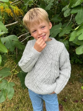 PetiteKnit Moby Sweater Mini Peer Gynt lys grå