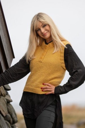 PÅSKEFIN vest Alpaca Bris Strikkepakke Viking Garn