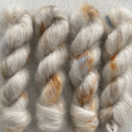 Unikt garn tynn silk mohair Sanddyne (420m)