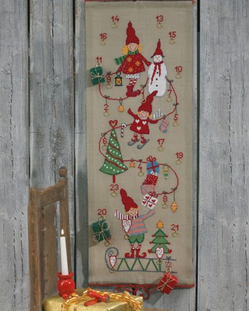 Broderipakke julekalender nisser med gaver 34-3267