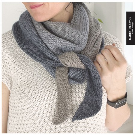 Rillesjal Farge JEANSBLÅ Marte Helgetun