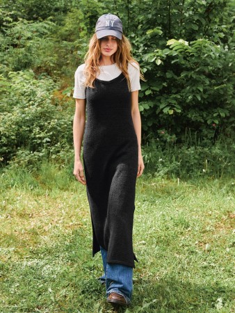 2507-2b Emerson dress Alpakka silke og alpakka følgetråd Svart