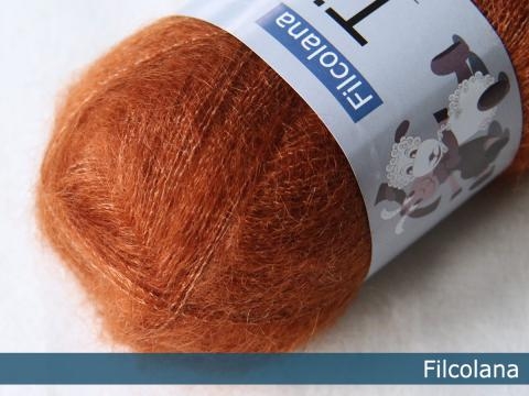 TL352 Red squirrel